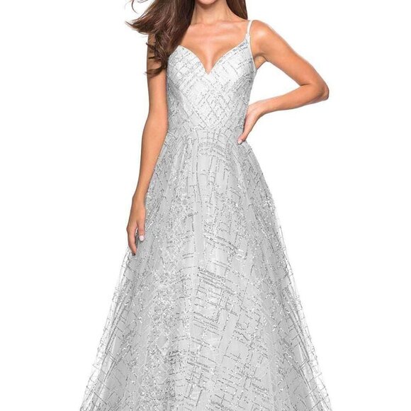 NWT La Femme 27199 Bridesmaid Dress Silver size 2 - Picture 1 of 7